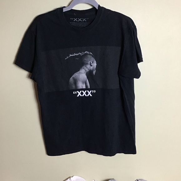 10 Piece Tee Shirt Box Unisex mixed Gender  EUC Various Sizes & Various Colors - Picture 8 of 11